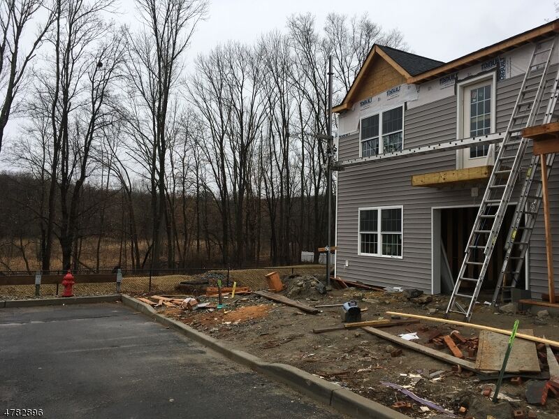 Property Photo:  1 Gregg Ct  NJ 07860 