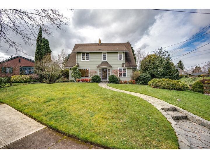 2010 NE Alameda Dr  Portland OR 97212 photo