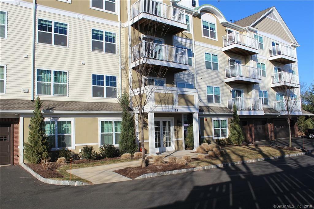 Property Photo: 34 Schoolhouse Drive 408 CT 06110
