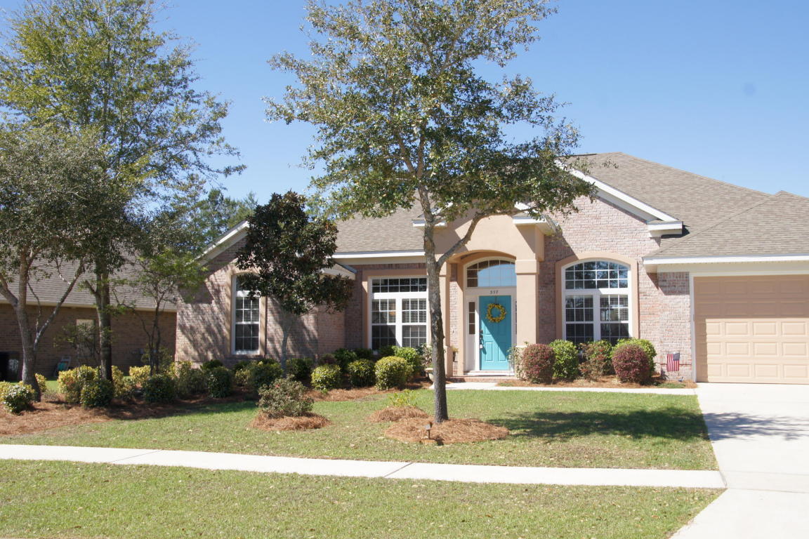 Property Photo: 357 Mango Lane FL 32439