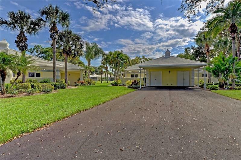 Property Photo: 213 Wexford Place 152 FL 34293