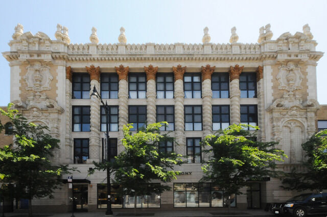 Property Photo: 1635 W Belmont Avenue 419 IL 60657