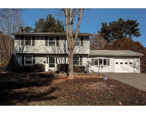 Property Photo: 27 Muriel Rd MA 01824