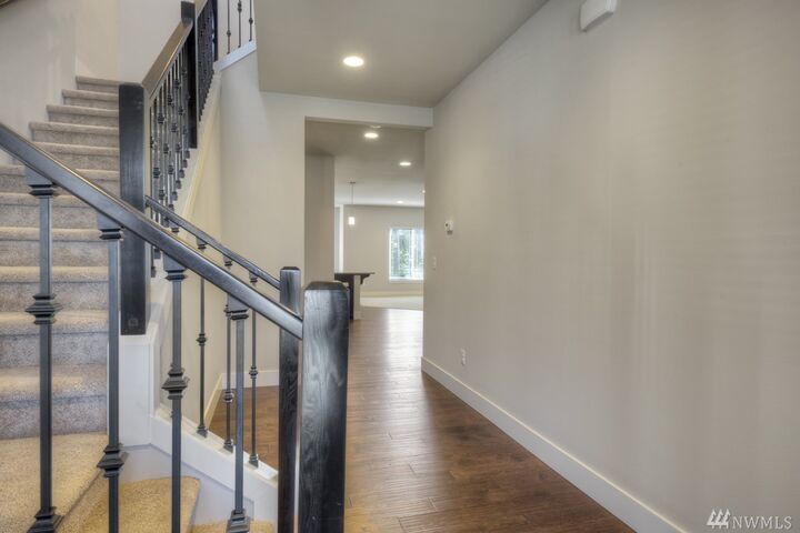 Property Photo:  21522 43rd Dr SE Ct 10  WA 98021 