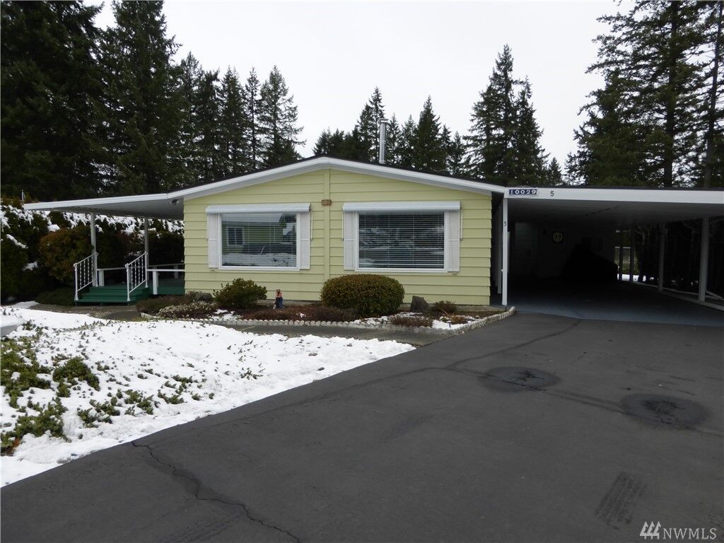Property Photo: 10029 191st St E 5 WA 98375