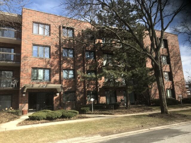 Property Photo: 9201 Drake Avenue 309S IL 60203