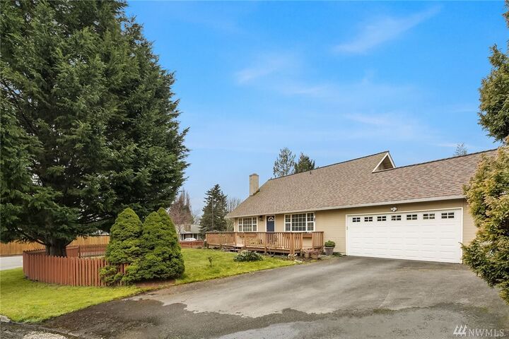 Property Photo:  15405 111th Ave NE  WA 98011 