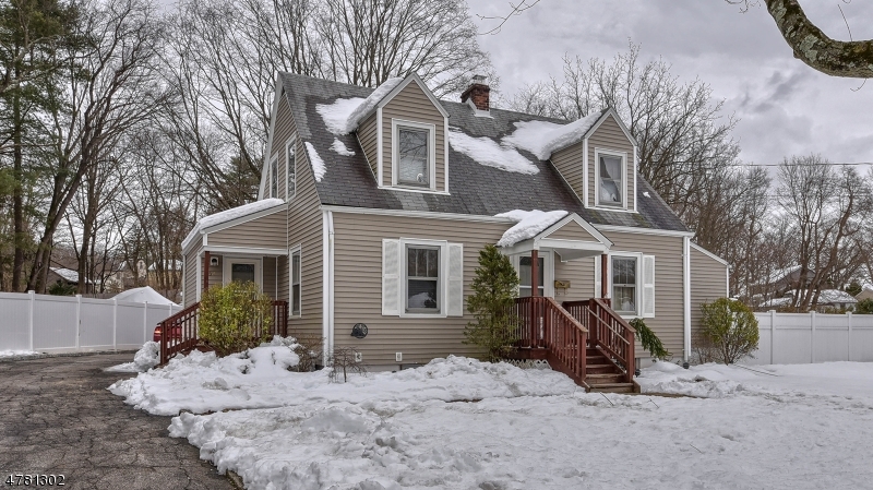 Property Photo:  62 Fichter St  NJ 07403 