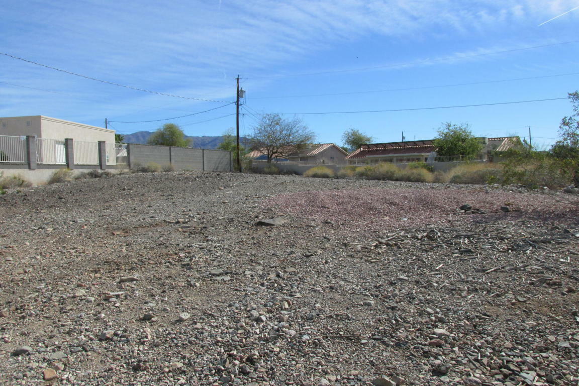 Property Photo:  780 Caliente Ln  AZ 86404 