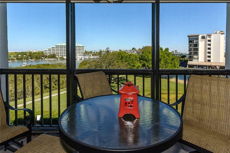 Property Photo: 11590 Shipwatch Drive 442 FL 33774