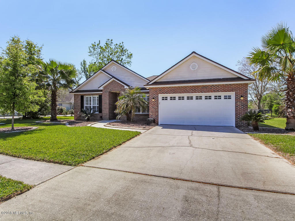 Property Photo:  2209 Wide Reach Drive  FL 32003 