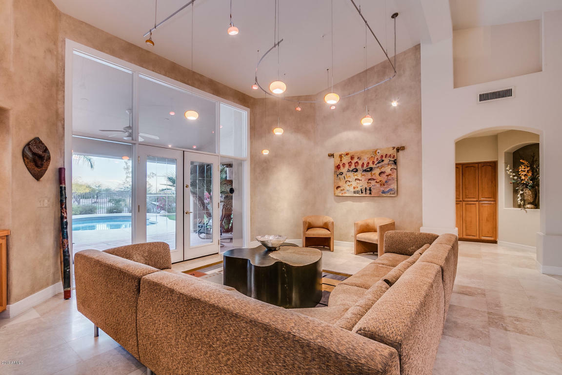Property Photo: 9227 N 113th Way AZ 85259