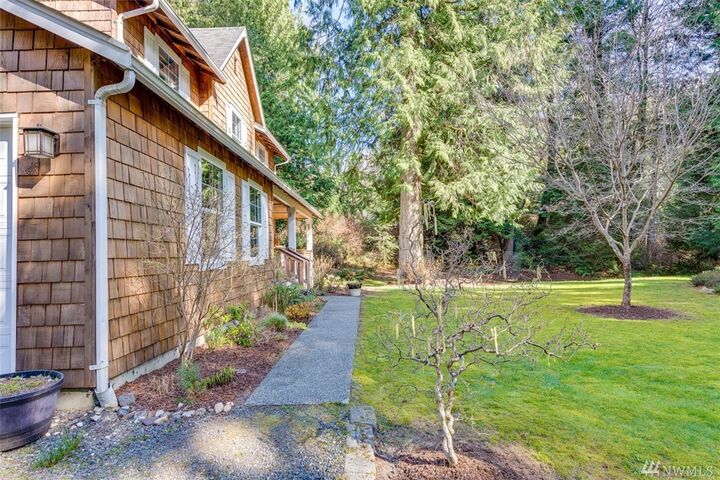 Property Photo:  10872 Hoot Owl Wy NE  WA 98346 