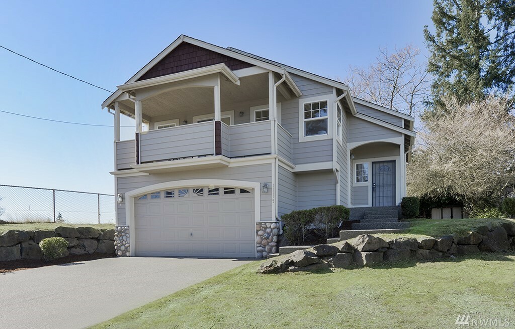 Property Photo: 11115 56th Ave S WA 98178