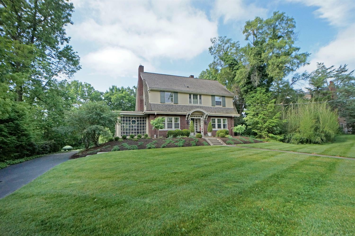 Property Photo: 17 Wilmuth Avenue OH 45215