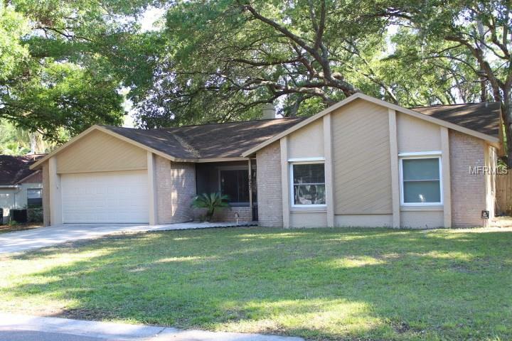 Property Photo:  1927 Dove Field Place  FL 33510 