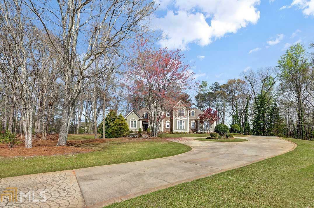 Property Photo:  4980 Rosewood Lake Dr  GA 30040 