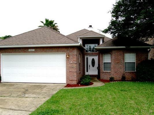 Property Photo: 4004 Longwood Circle FL 32563