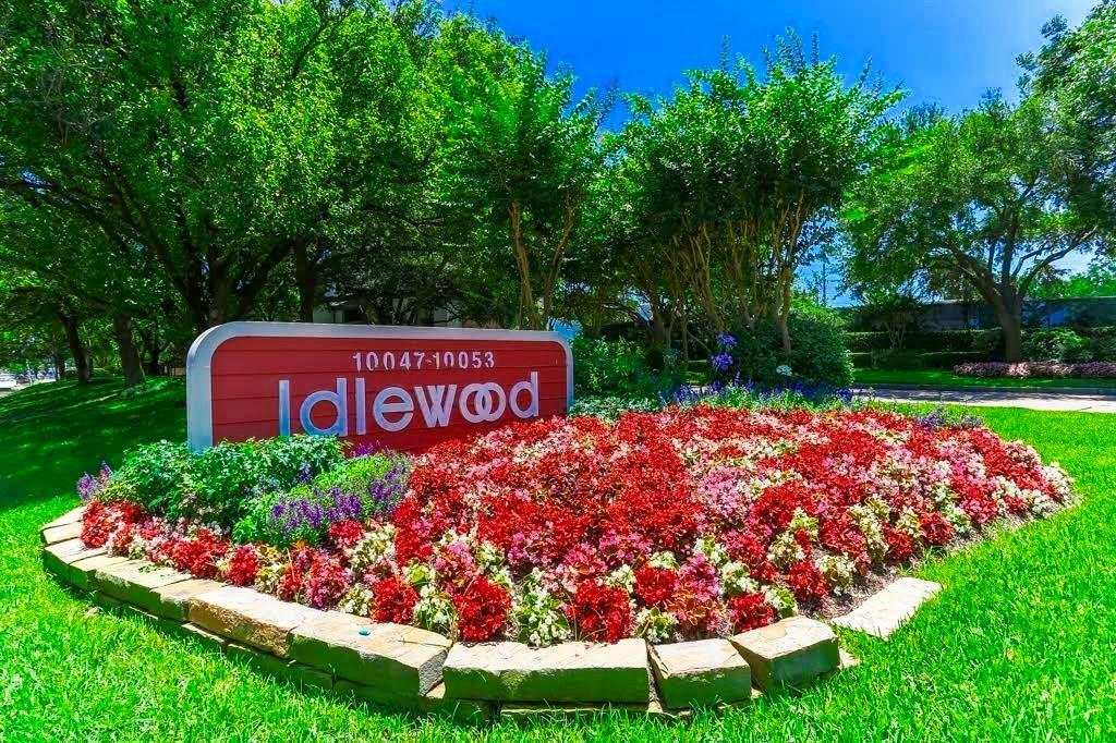Property Photo: 10051 Westpark Drive 231 TX 77042