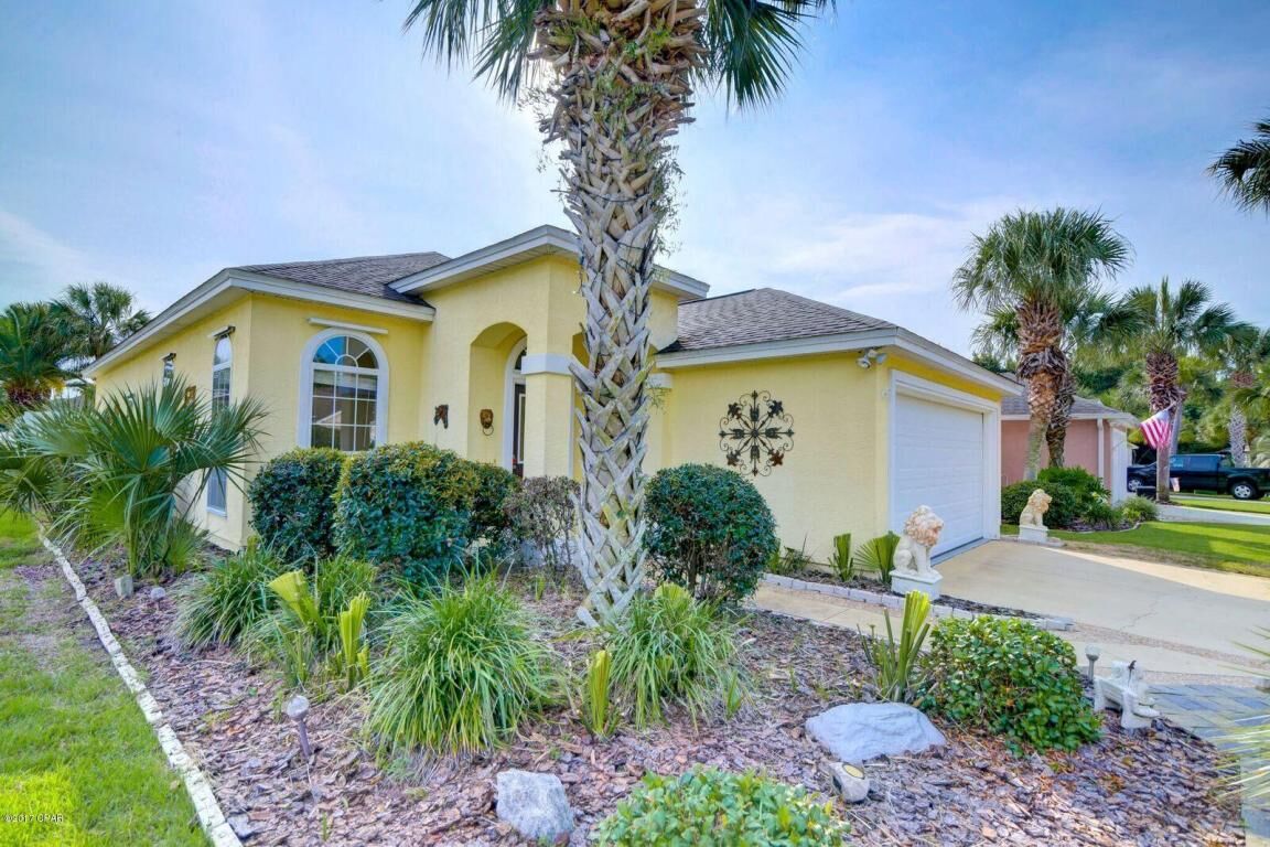 Property Photo: 801 J R Arnold Court FL 32407