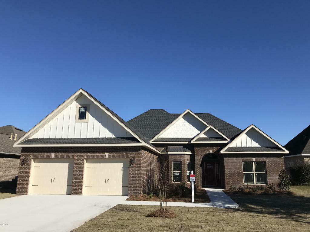 Property Photo: 305 Willow Way FL 32444