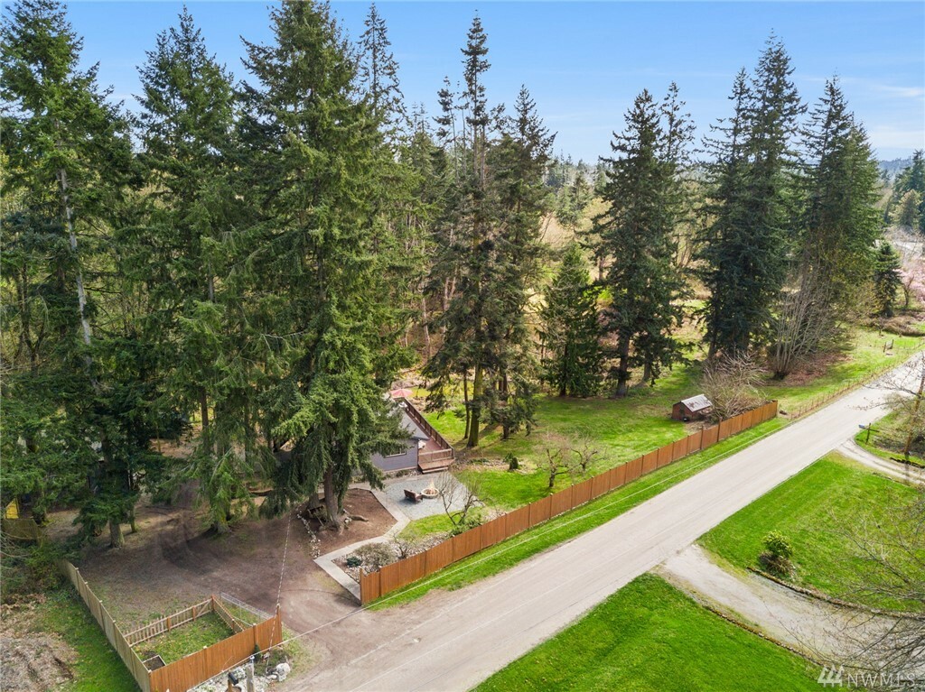 Property Photo:  1359 Midcrest Rd  WA 98282 