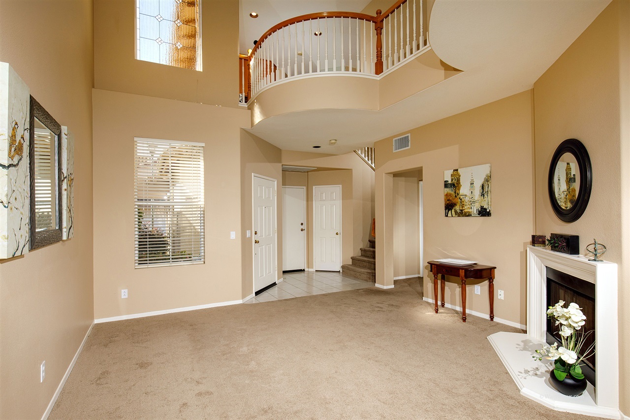 Property Photo:  1612 Warbler Ct  CA 92011 