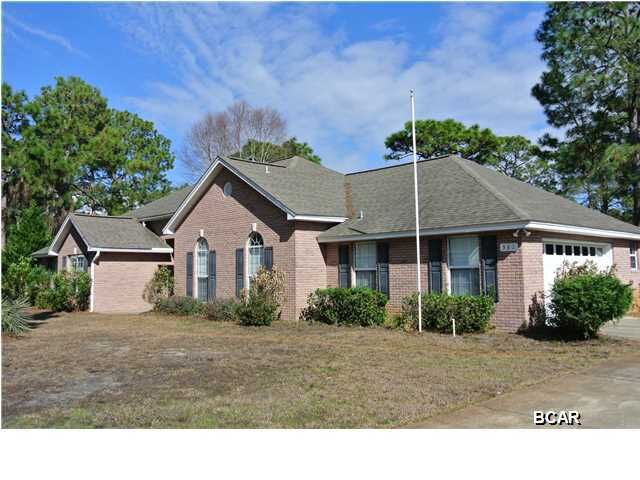 Property Photo: 380 Eagle Drive FL 32407