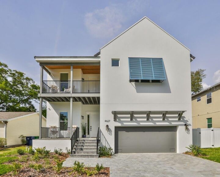 Property Photo: 4627 W Kensington Avenue FL 33629