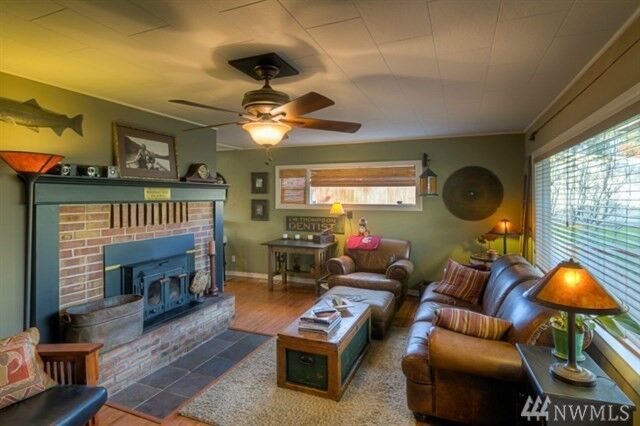 Property Photo: 3903 Bancroft Rd WA 98225