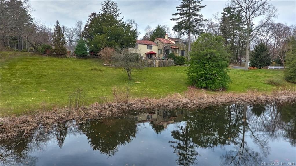 Property Photo: 118 Silvermine Avenue CT 06850