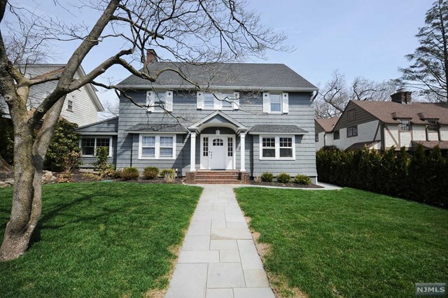 Property Photo:  34 Stanford Place  NJ 07042 