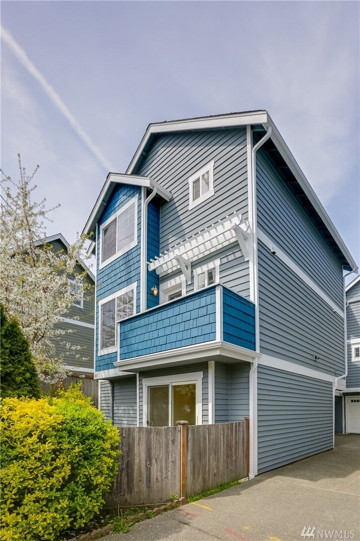 Property Photo:  912 NW 85th St  WA 98117 