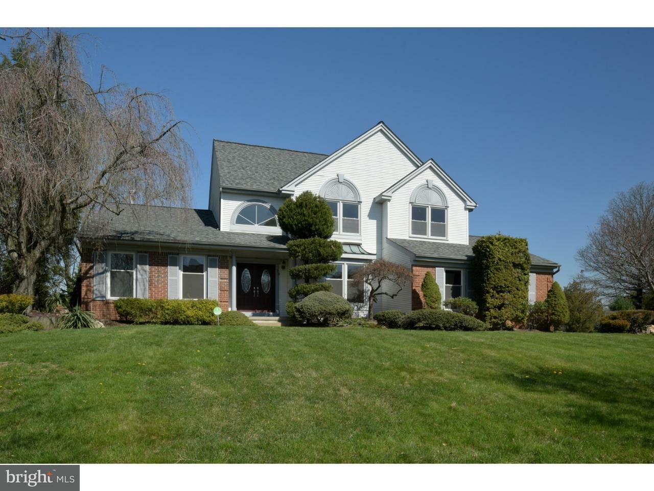 Property Photo:  70 Saratoga Drive  NJ 08550 