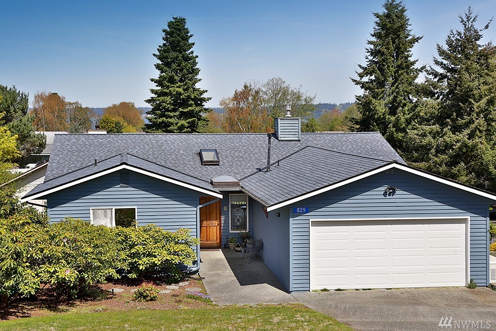 Property Photo: 829 Gleason Lane WA 98260