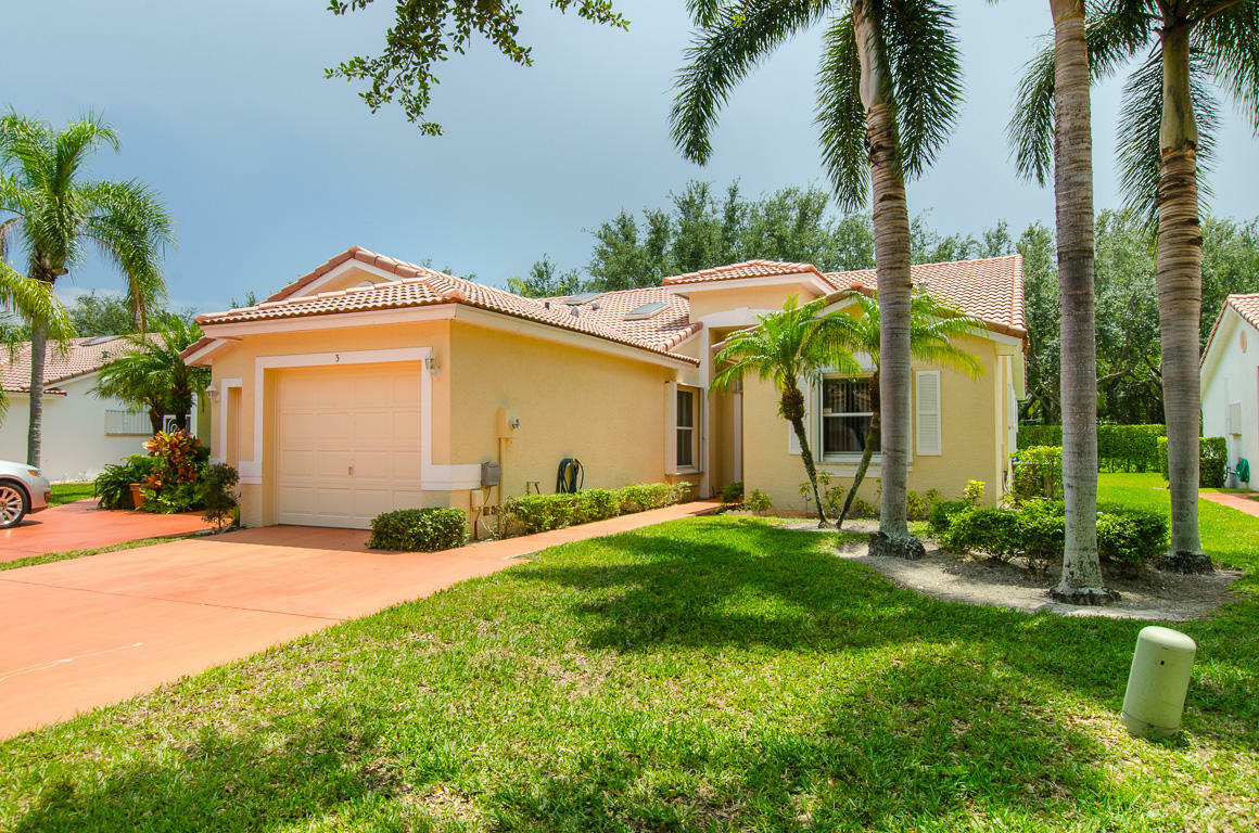 Property Photo:  3 Sausalito Drive  FL 33436 