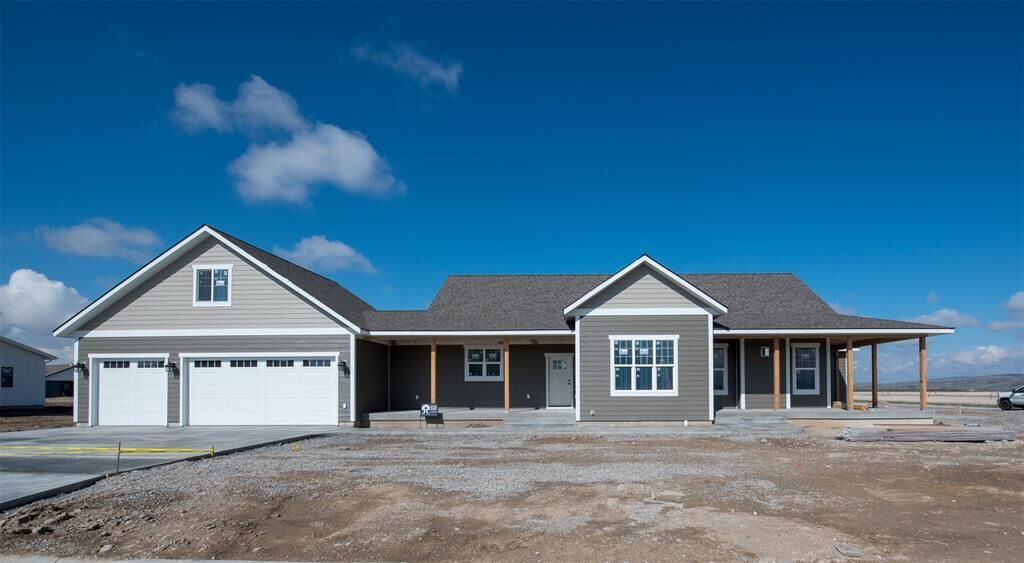 Property Photo: 14 E Shade Tree Lane MT 59741