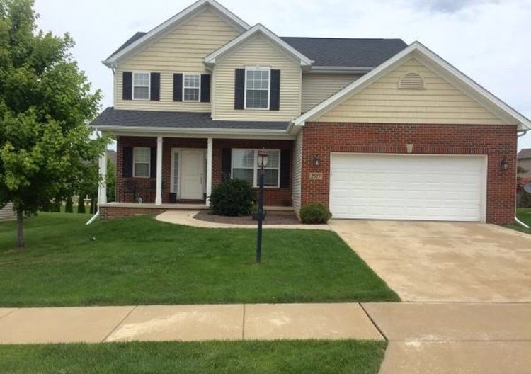 Property Photo:  2527 W Carlisle  IL 61525 