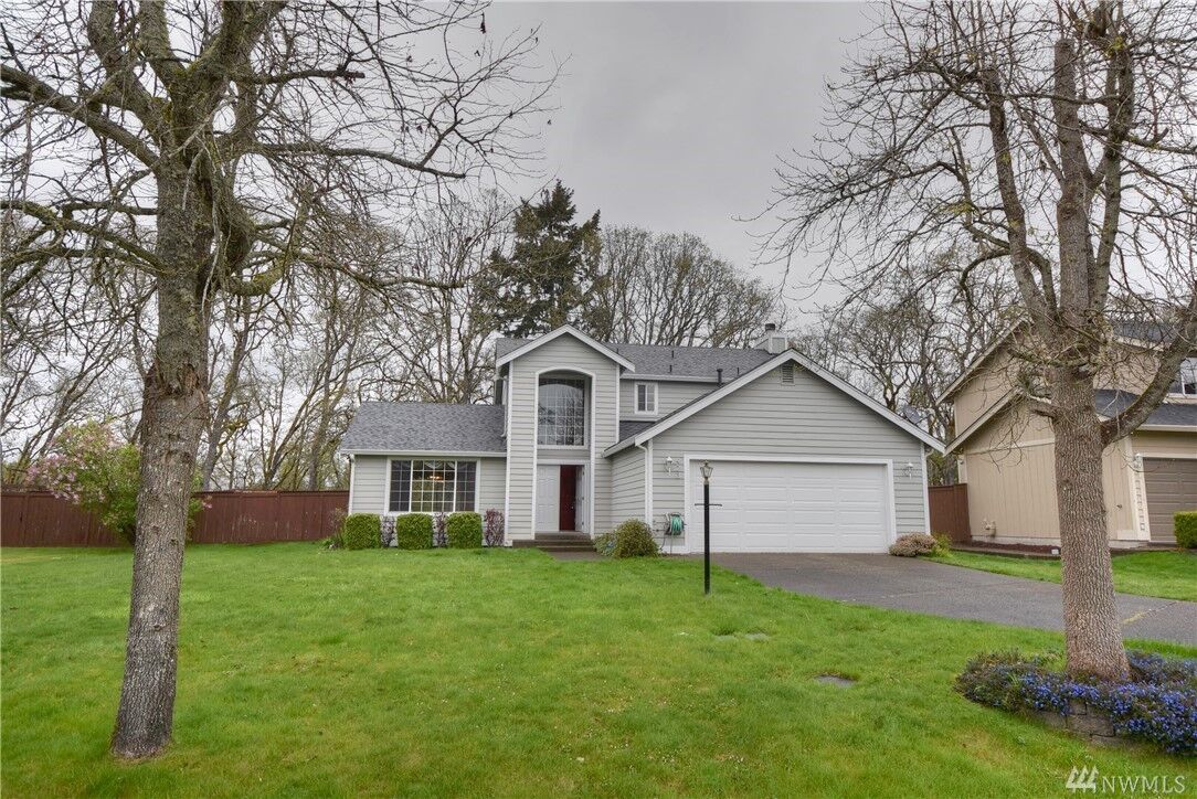 Property Photo:  423 Cherry St E  WA 98445 