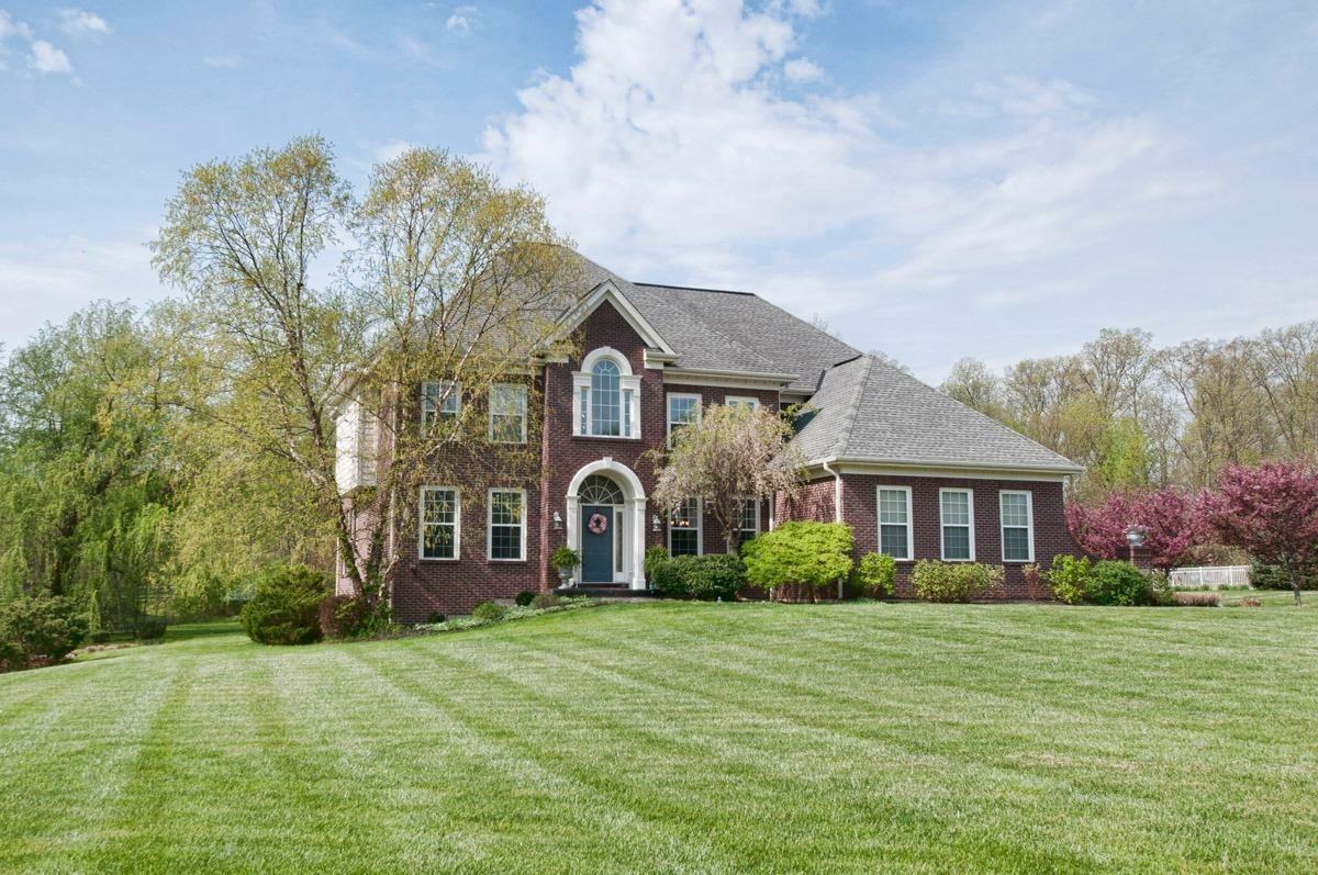 Property Photo:  2041 Plumb Lane  OH 45103 
