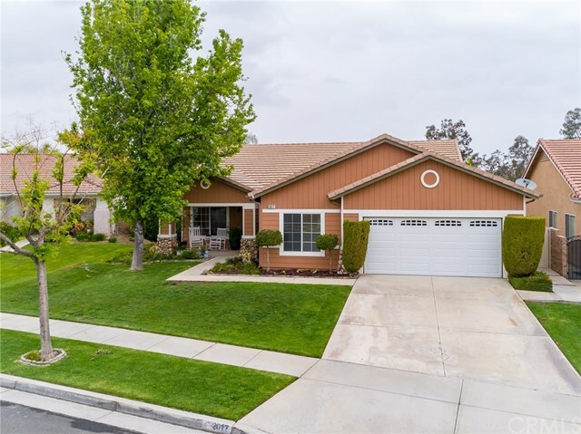 Property Photo:  2017 Sawgrass Creek Lane  CA 92883 