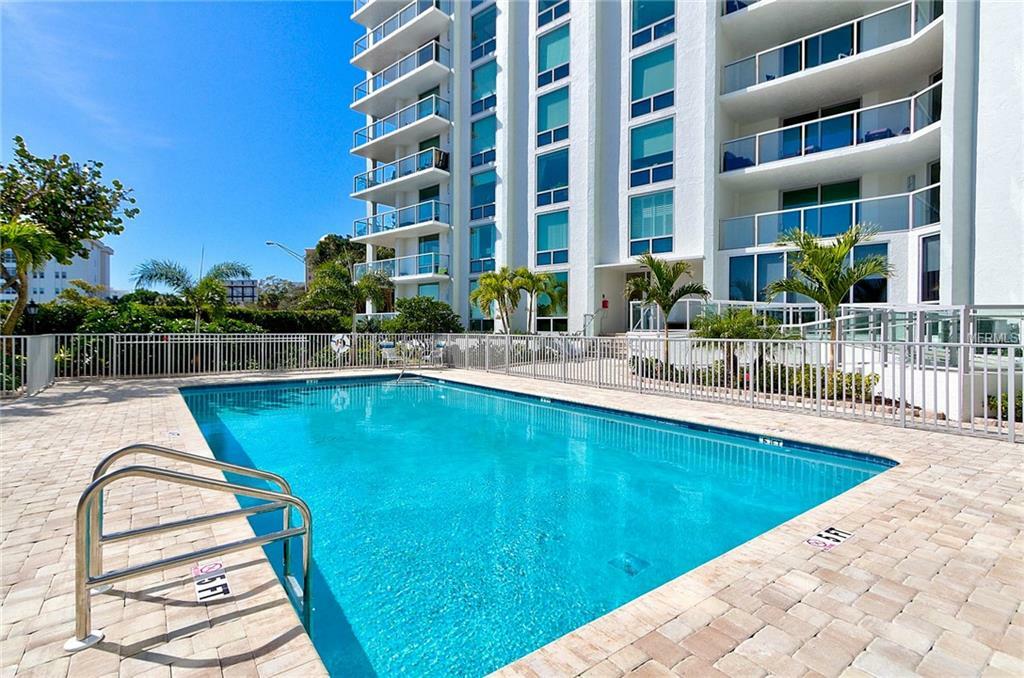 Property Photo: 1111 N Gulfstream Avenue 11E FL 34236