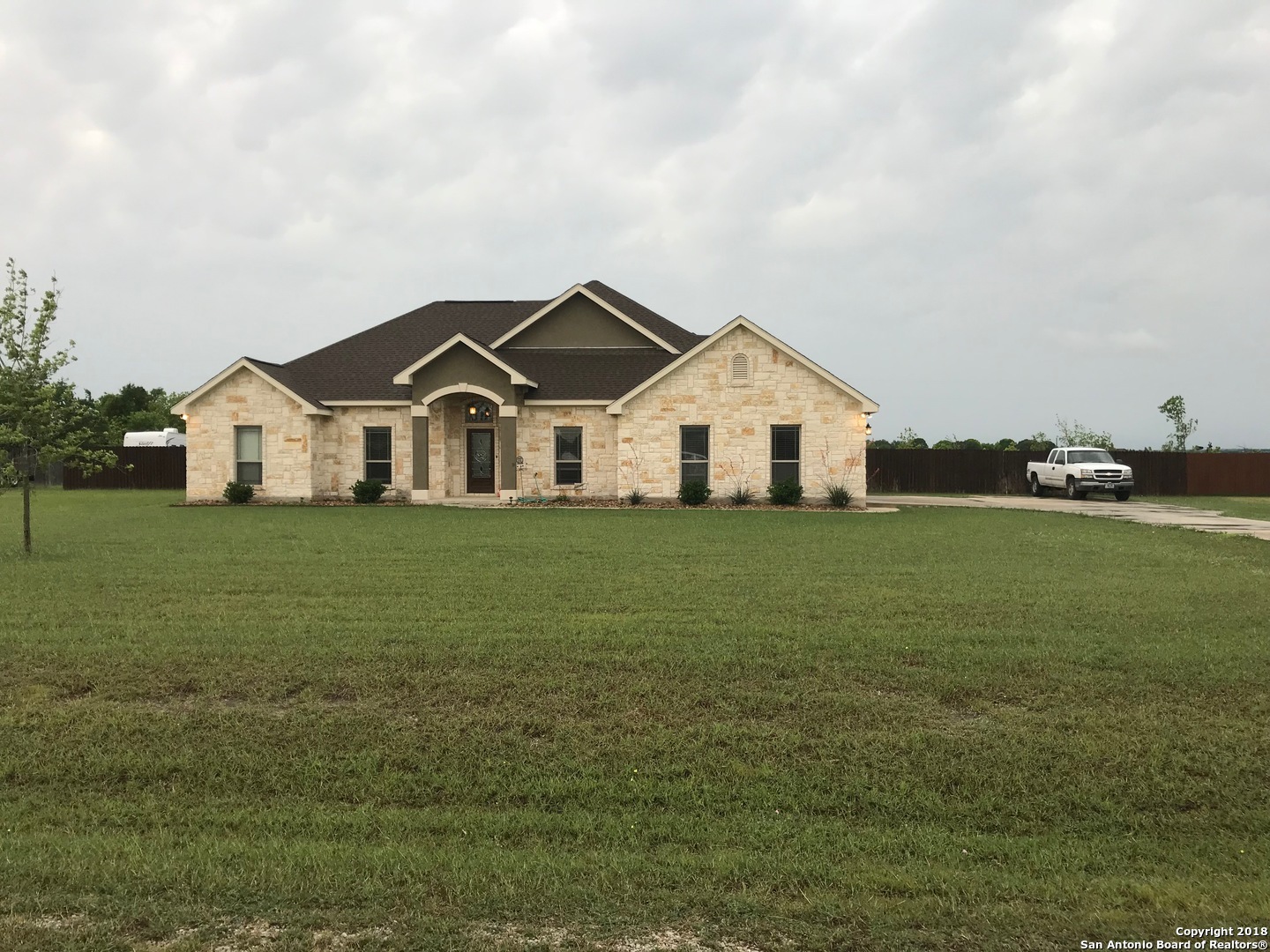 Property Photo: 128 Haycraft Blvd TX 78124