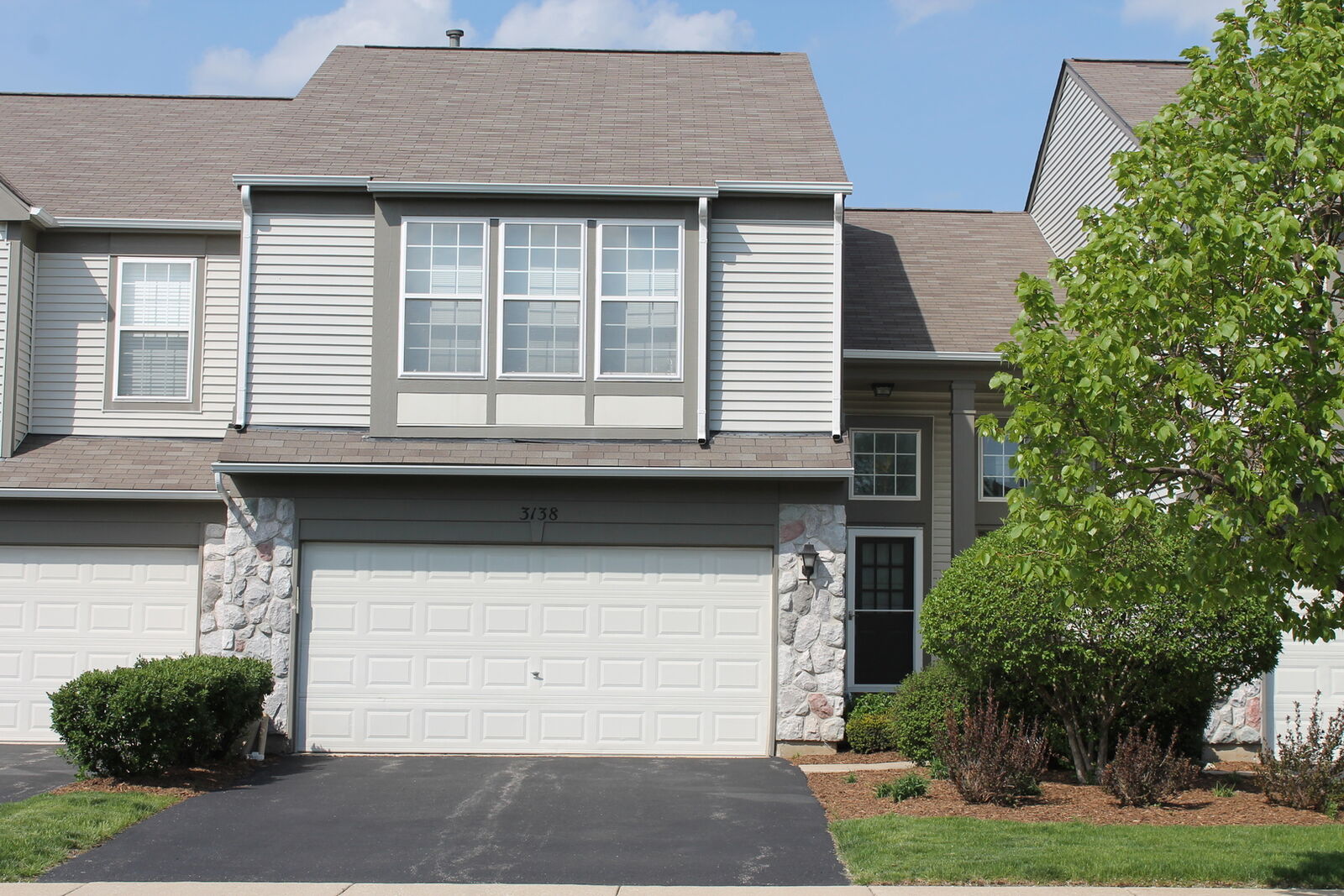 Property Photo:  3138 Bromley Lane 3138  IL 60502 