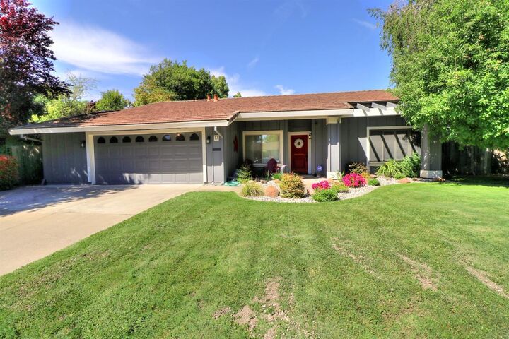 17 Park Vista Circle  Sacramento CA 95831 photo
