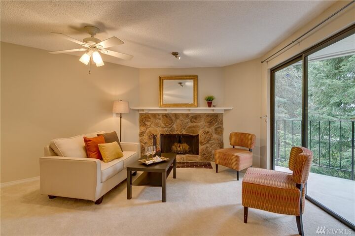 Property Photo:  12742 NE 116th Lane J34  WA 98034 