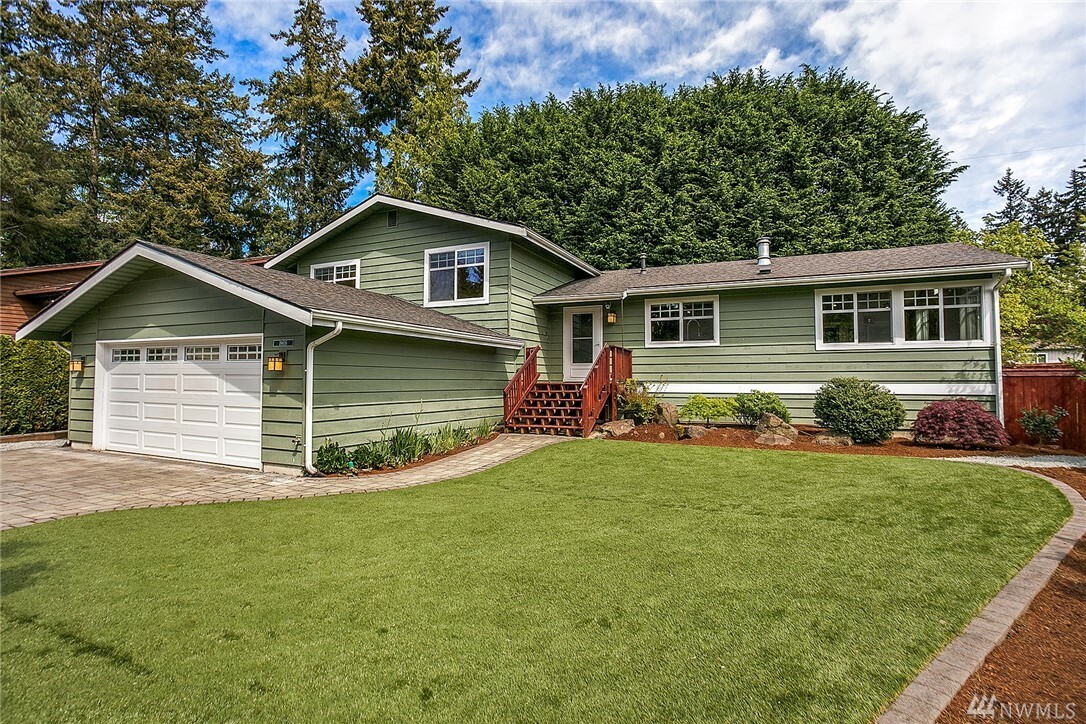 Property Photo: 19616 4 Ave NW WA 98177