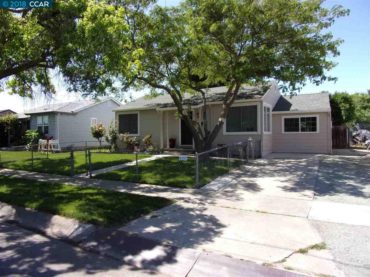 Property Photo:  55 Robinson Ave  CA 94565 