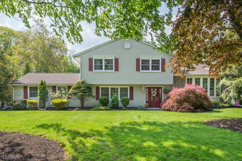 Property Photo:  459 Ellis Pl  NJ 07481 