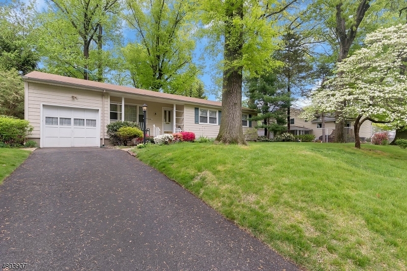 Property Photo:  561 Cedar St  NJ 07076 